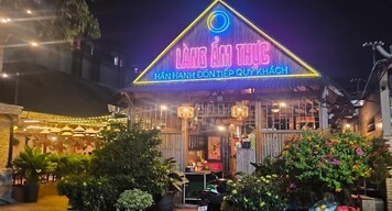 Làng ẩm thực Bình Dương