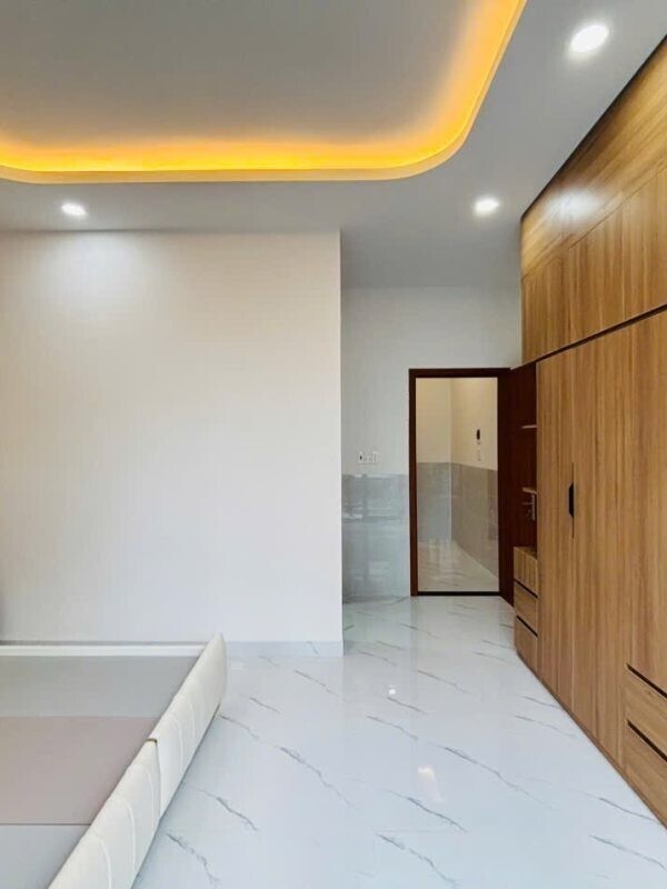 BÁN NHÀ ĐÔNG HÒA 4 TẦNG – GẦn LÀNG ĐẠi HỌC – 5PN – ĐƯỜNG RỘNG 7m