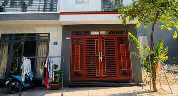 BÁN NHÀ ĐÔNG HÒA 4 TẦNG – GẦn LÀNG ĐẠi HỌC – 5PN – ĐƯỜNG RỘNG 7m