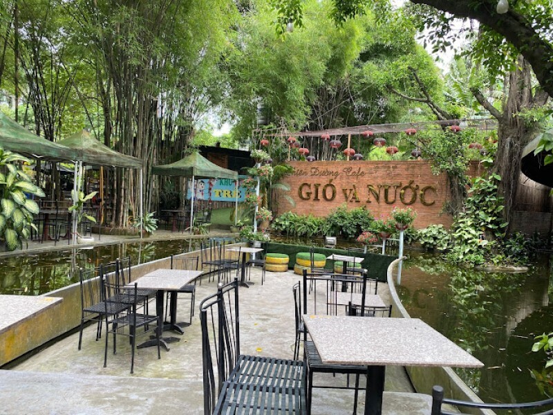 Quán Cafe Gió Và Nước Tại Bình Dương