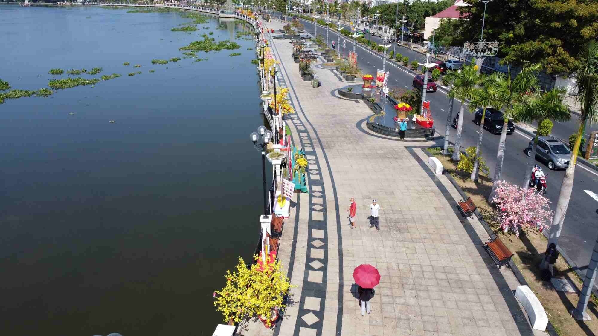 Phố đi bộ Bạch Đằng tại Bình Dương