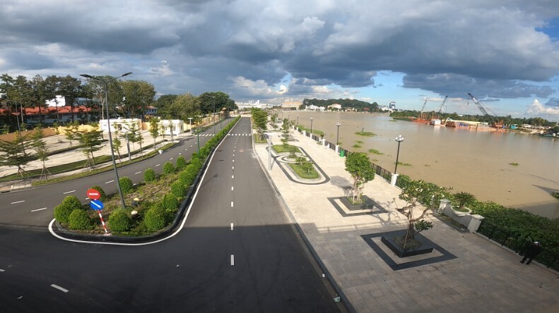 Phố đi bộ Bạch Đằng tại Bình Dương