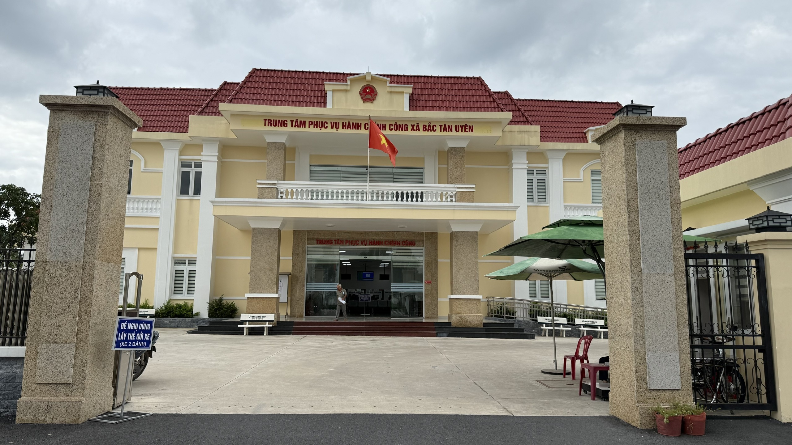 Trụ Sở H&agrave;nh Ch&iacute;nh Quy M&ocirc; Lớn Của X&atilde; Bắc T&acirc;n Uy&ecirc;n